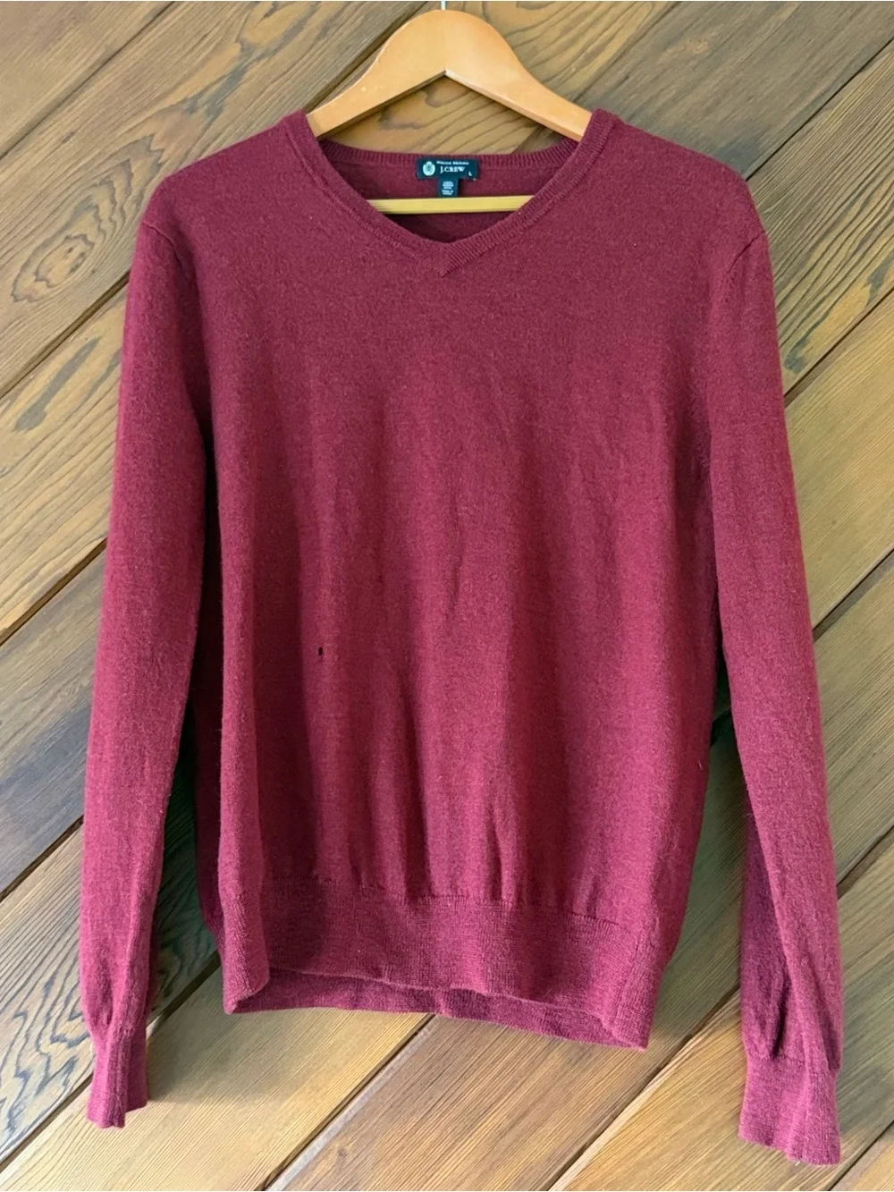 J.Crew Italian 100% Merino Wool V-Neck Sweater Men’s L Burgundy - Small Hole
